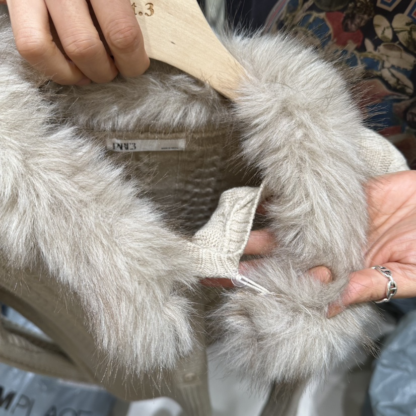 PART3韓國直郵㊣女士新品推薦熱賣休閑毛衣毛領可拆可拆卸寬松Part.3毛衣