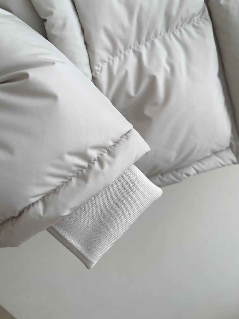 MINIQUEENS韓國直郵㊣女裝新品時尚推薦短款羽絨服填充鴨絨MINIQUEENS短款羽絨服