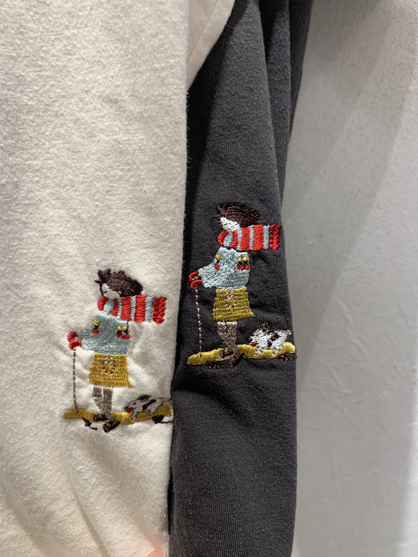 AT NOTE東大門㊣實拍女裝新款職業熱賣推薦25秋冬休閑T恤刺繡AT NOTET恤