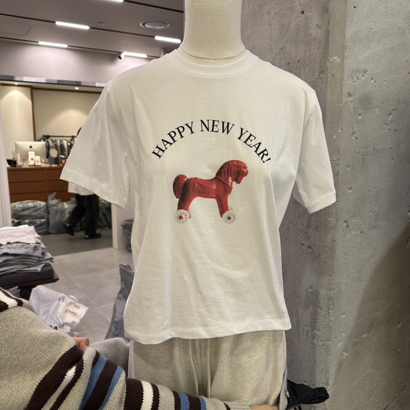 URBANSTORY/REMAKING東大門㊣代購女士新款真品25秋冬人氣T恤Remaking/URBANSTORYT恤圖色1