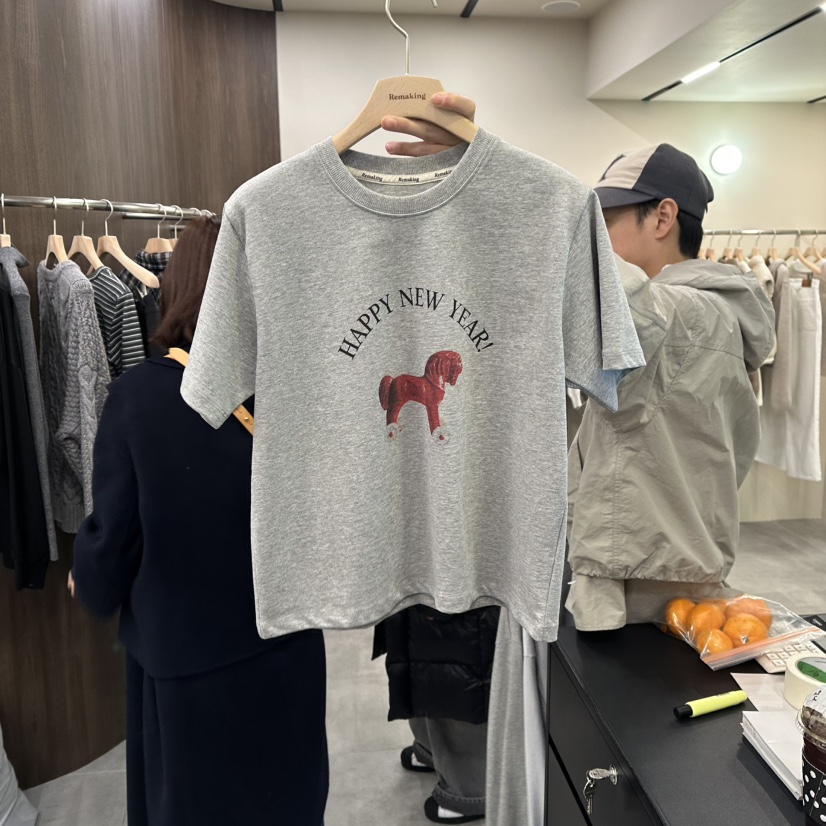 URBANSTORY/REMAKING東大門㊣代購女士新款真品25秋冬人氣T恤Remaking/URBANSTORYT恤圖色3