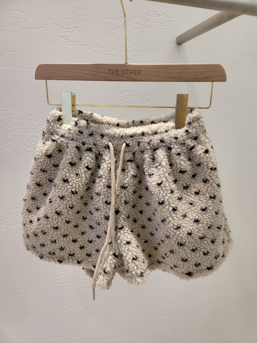 THE OTHER韓國直郵㊣女裝新款職業真品25秋冬人氣短褲可愛的THE OTHER短褲圖色1