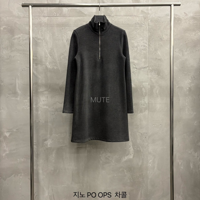 MUTE-P東大門㊣實拍女裝新品真品人氣時尚休閑25秋冬連衣裙MUTE連衣裙圖色2墨色