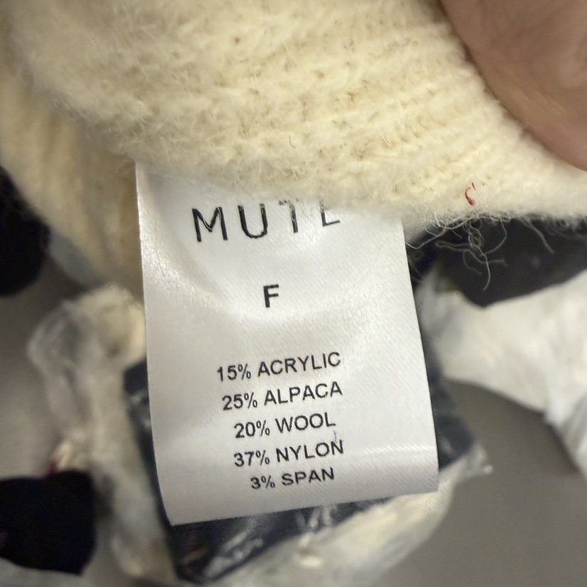 MUTE-P東大門㊣代購女士新品休閑職業真品毛衣羊毛衫含圍巾MUTE毛衣