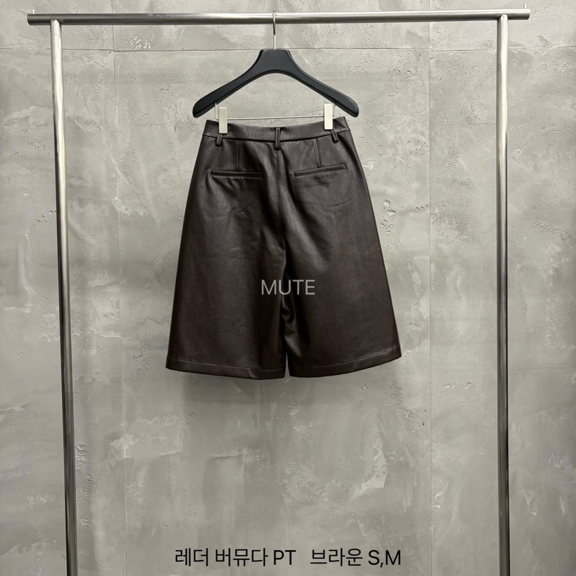 MUTE-P東大門㊣直郵女裝新品職業人氣真品休閑推薦短褲皮革MUTE短褲