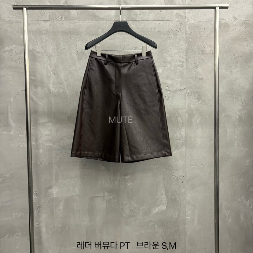 MUTE-P東大門㊣直郵女裝新品職業人氣真品休閑推薦短褲皮革MUTE短褲圖色1棕色