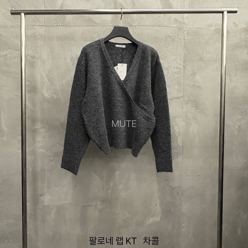 MUTE-P東大門㊣代購女士新款推薦真品25秋冬職業休閑熱賣毛衣MUTE毛衣圖色3墨色