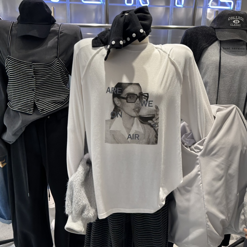 HERTZ-P東大門㊣代購女士新品熱賣職業推薦時尚25秋冬長袖T恤HERTZ-P長袖T恤圖色2