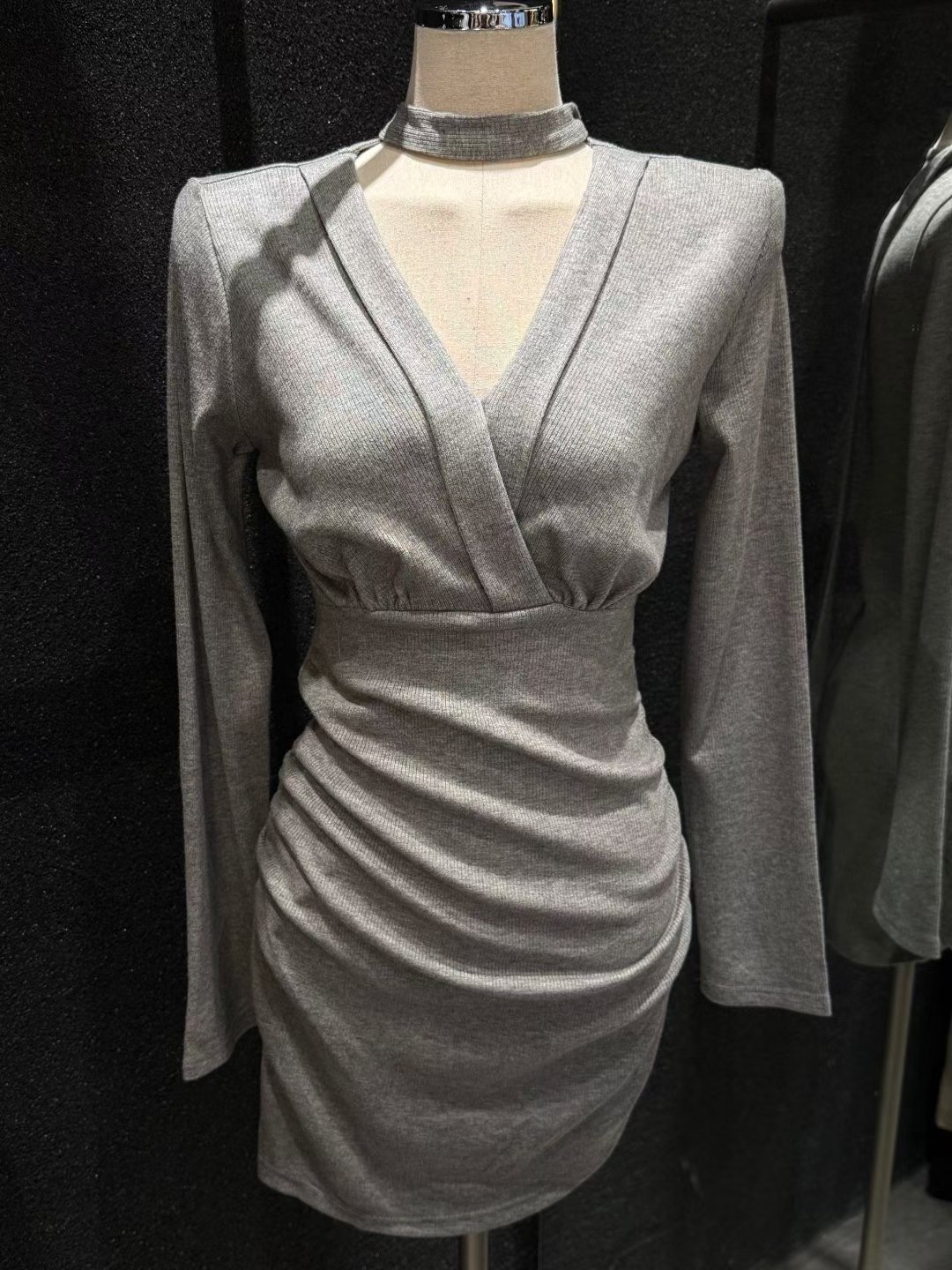 BLUESTAR東大門㊣代購女士新款職業熱賣推薦真品連衣裙含脖帶BLUESTER連衣裙圖色2