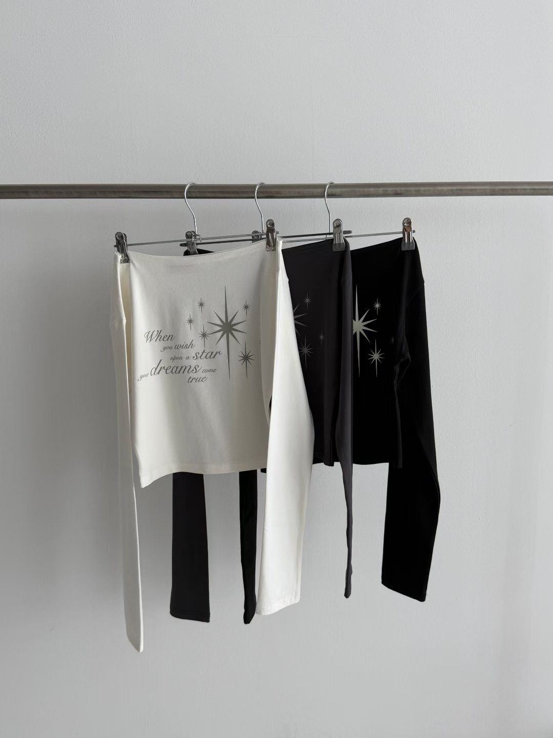 CRACKER韓國代購㊣女裝新品職業25秋冬人氣時尚推薦長袖T恤CRACKER_長袖T恤圖色3左三色