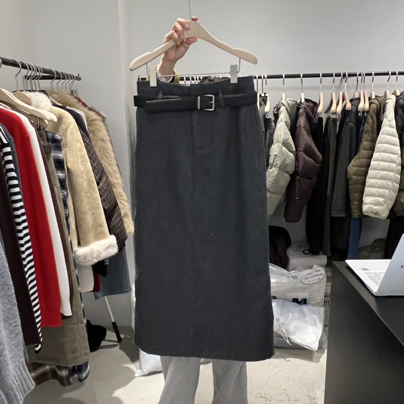 PLATE韓國代購㊣女裝新款25秋冬職業半身裙中短裙人字紋含腰帶PLATE半身裙/中短裙圖色1