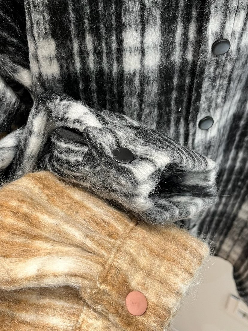 LOVE PULL東大門㊣實拍女裝新款熱賣25秋冬襯衫蕾絲衫羊駝格子LOVE PULL襯衫/蕾絲衫