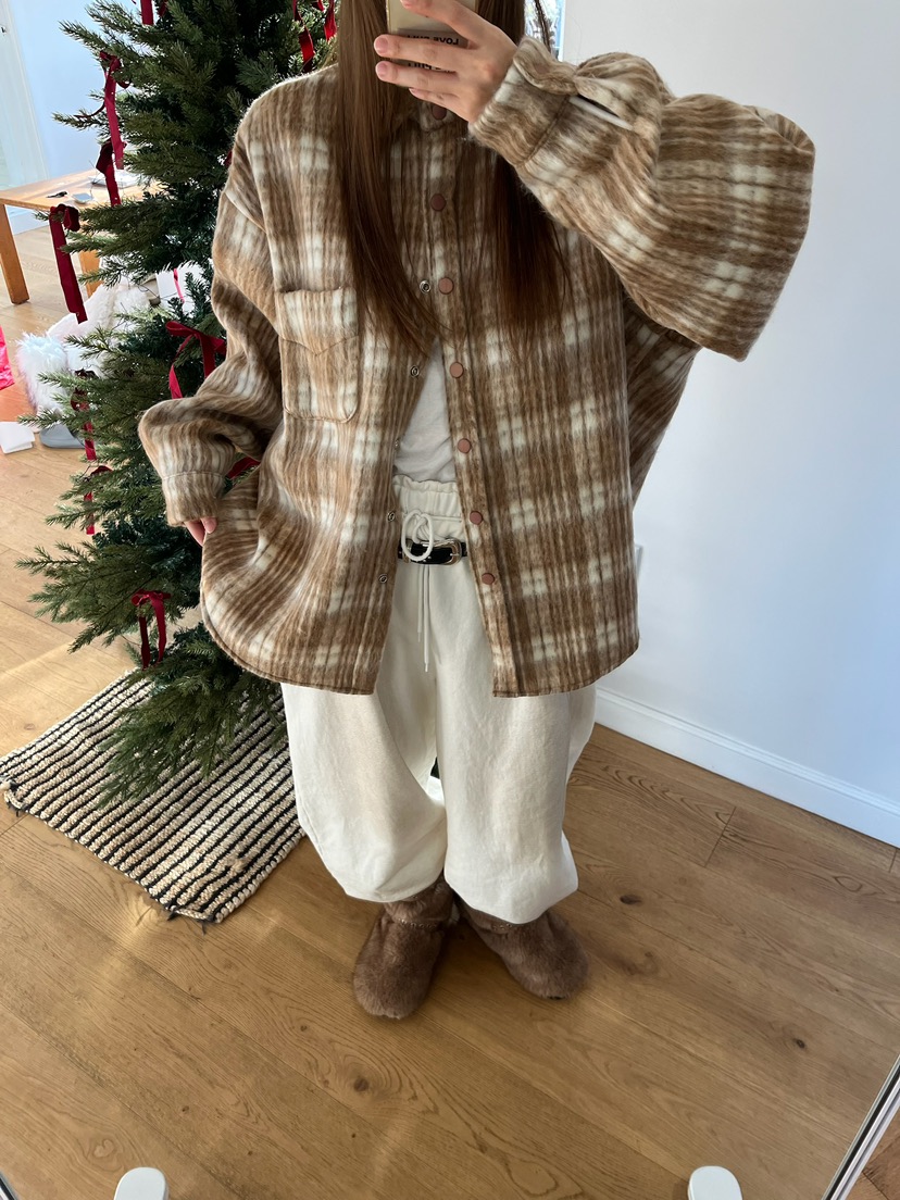 LOVE PULL東大門㊣實拍女裝新款熱賣25秋冬襯衫蕾絲衫羊駝格子LOVE PULL襯衫/蕾絲衫