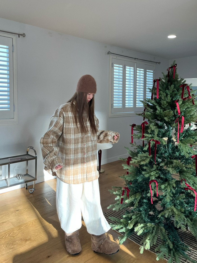 LOVE PULL東大門㊣實拍女裝新款熱賣25秋冬襯衫蕾絲衫羊駝格子LOVE PULL襯衫/蕾絲衫