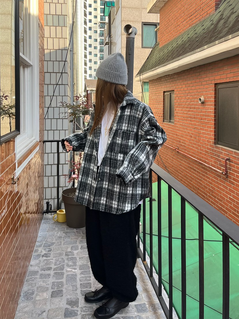 LOVE PULL東大門㊣實拍女裝新款熱賣25秋冬襯衫蕾絲衫羊駝格子LOVE PULL襯衫/蕾絲衫