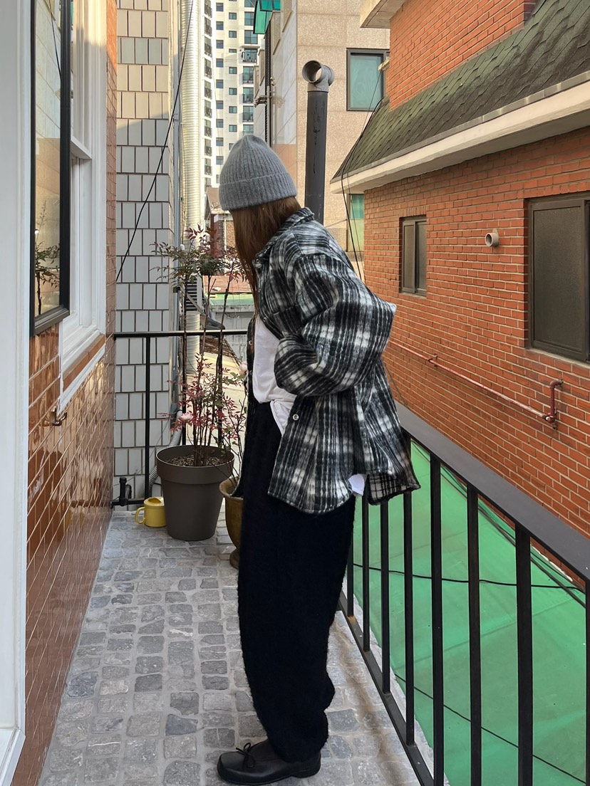 LOVE PULL東大門㊣實拍女裝新款熱賣25秋冬襯衫蕾絲衫羊駝格子LOVE PULL襯衫/蕾絲衫