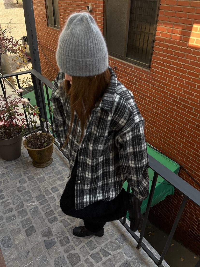 LOVE PULL東大門㊣實拍女裝新款熱賣25秋冬襯衫蕾絲衫羊駝格子LOVE PULL襯衫/蕾絲衫