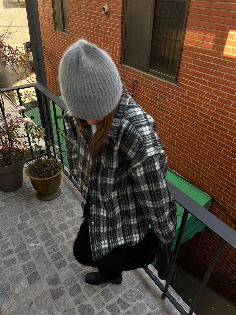 LOVE PULL東大門㊣實拍女裝新款熱賣25秋冬襯衫蕾絲衫羊駝格子LOVE PULL襯衫/蕾絲衫