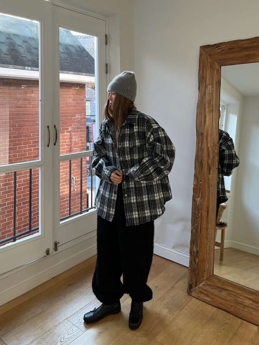 LOVE PULL東大門㊣實拍女裝新款熱賣25秋冬襯衫蕾絲衫羊駝格子LOVE PULL襯衫/蕾絲衫