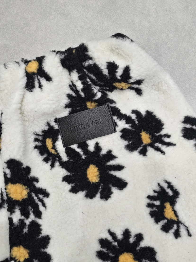 LIKEVAM韓國直郵㊣女士新品人氣職業推薦休閑熱賣25秋冬短褲花朵LIKEVAM短褲