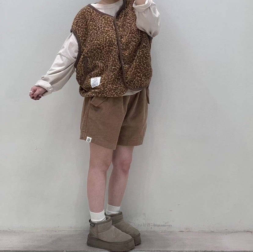 ZACCU東大門㊣實拍女裝新品真品休閑25秋冬時尚職業熱賣短褲ZACCU短褲