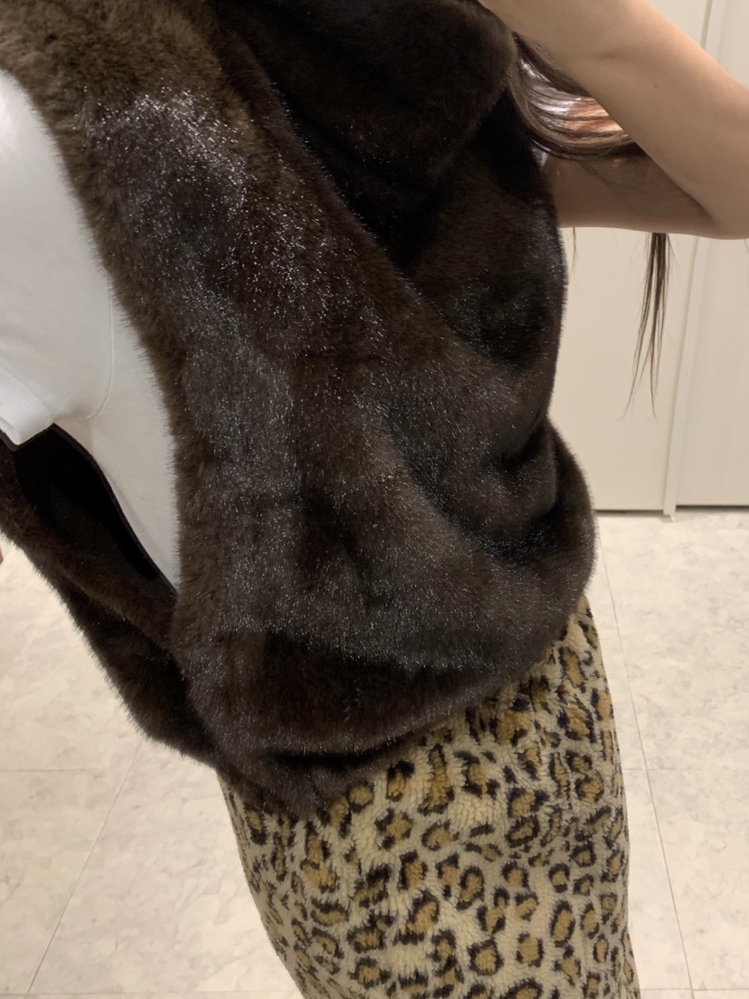 LIKEVAM韓國直郵㊣女裝新品時尚休閑職業推薦25秋冬吊帶背心貂皮LIKEVAM吊帶/背心