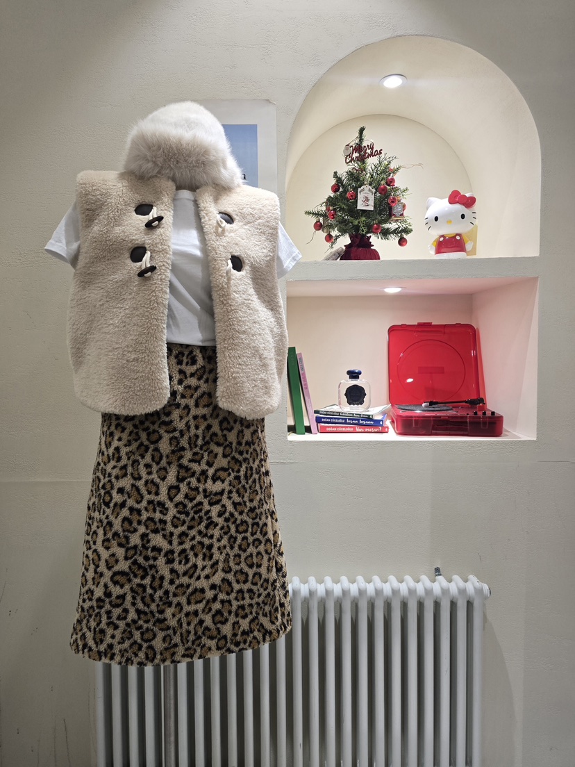 LIKEVAM東大門㊣直郵女裝新品人氣推薦時尚真品半身裙中短裙LIKEVAM半身裙/中短裙