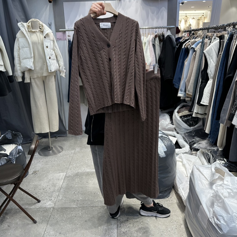 BLOOM韓國代購㊣女士新款時尚職業熱賣真品休閑套裝套裝開衫BLOOM-Q套裝圖色2