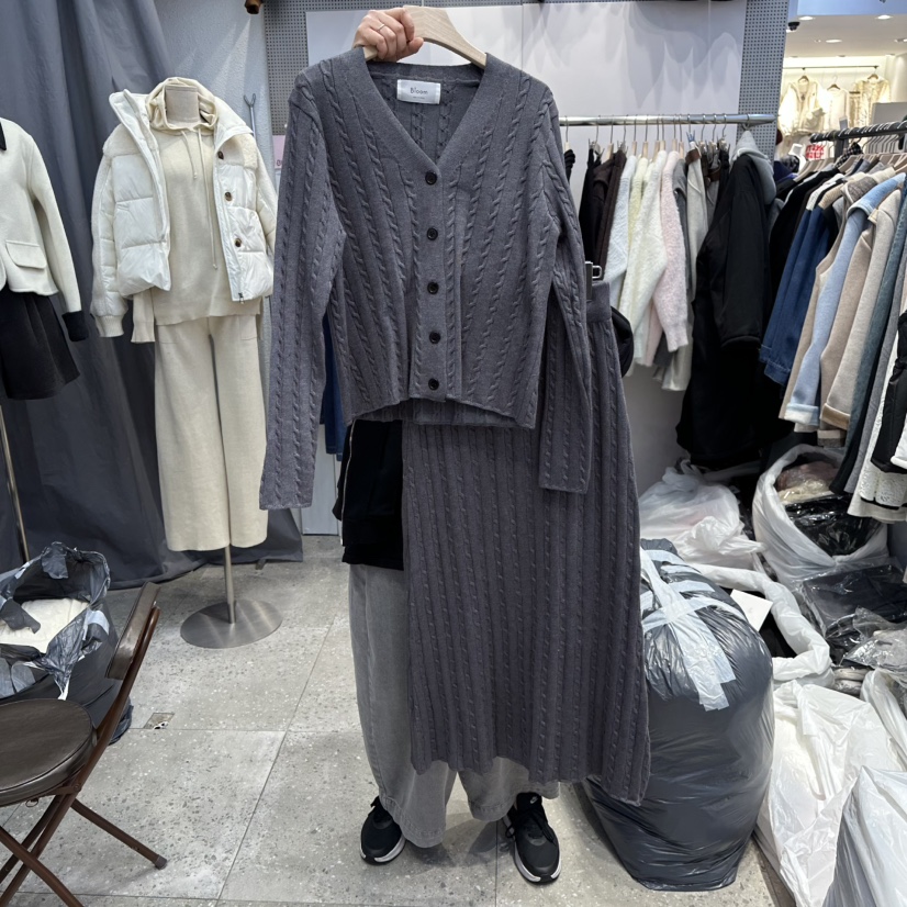 BLOOM韓國代購㊣女士新款時尚職業熱賣真品休閑套裝套裝開衫BLOOM-Q套裝圖色3