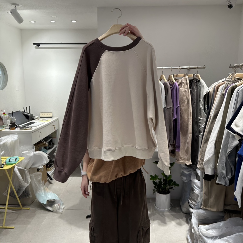 IN KIRA韓國直郵㊣女士新品推薦職業熱賣時尚休閑真品衛衣IN KIRA衛衣