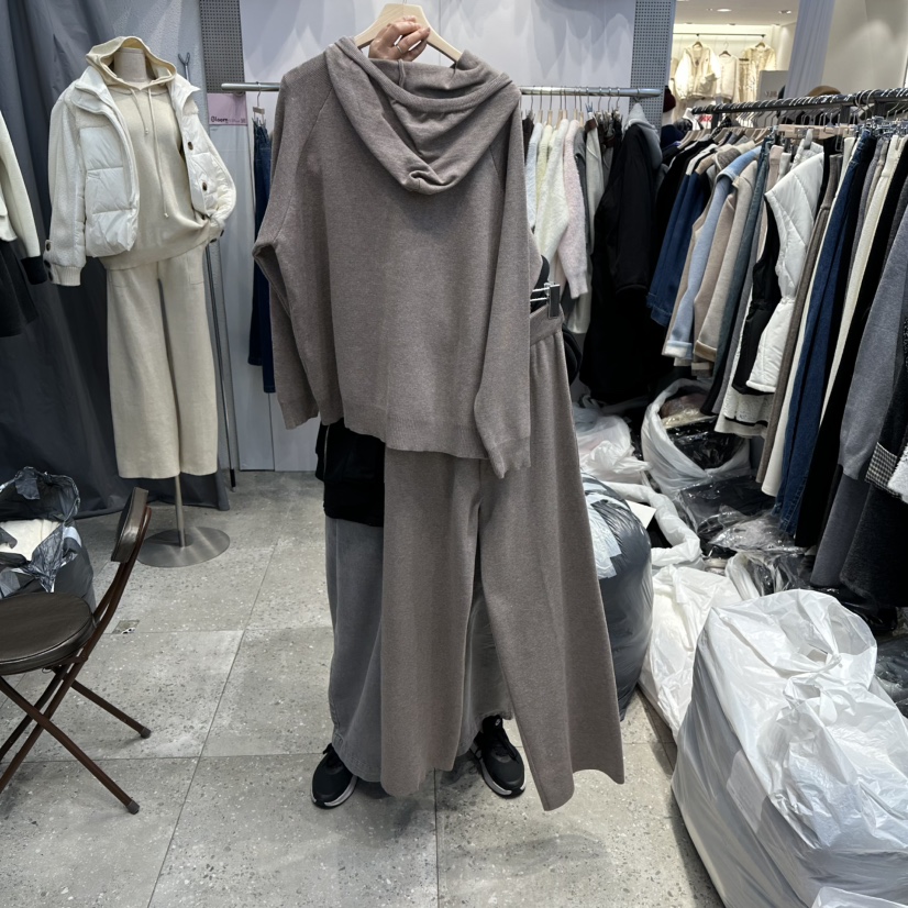 BLOOM東大門㊣代購女裝新款推薦休閑時尚職業人氣套裝套裝連帽BLOOM-Q套裝