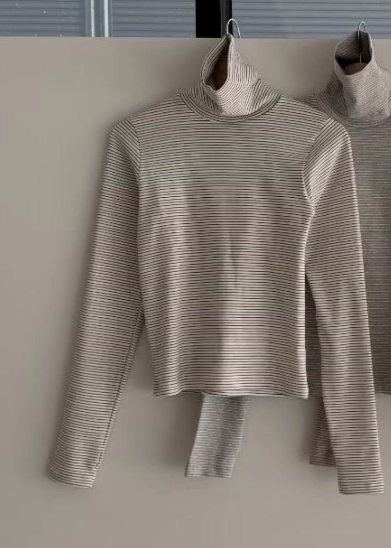 BREEZE-OT東大門㊣代購女士新品熱賣真品職業推薦人氣長袖T恤BREEZE-OT長袖T恤圖色1