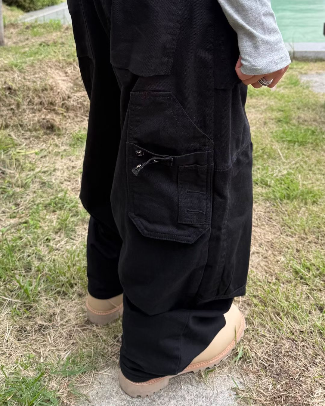 OOT韓國直郵㊣女裝新款推薦真品時尚職業25秋冬熱賣人氣牛仔褲OOT牛仔褲