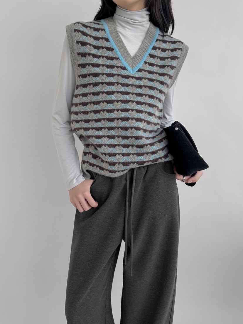 YIKHO STYLE韓國代購㊣女裝新款推薦時尚職業人氣吊帶背心YIKHO STYLE吊帶/背心