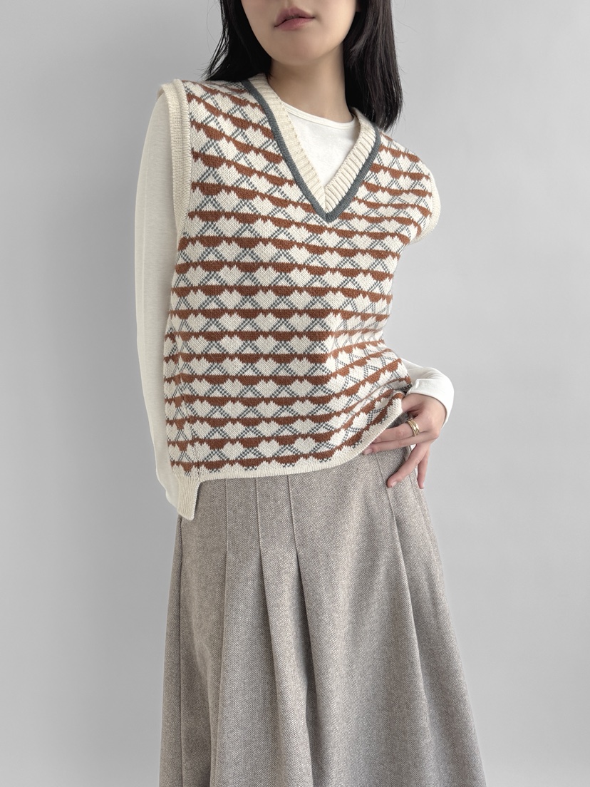 YIKHO STYLE韓國代購㊣女裝新款推薦時尚職業人氣吊帶背心YIKHO STYLE吊帶/背心