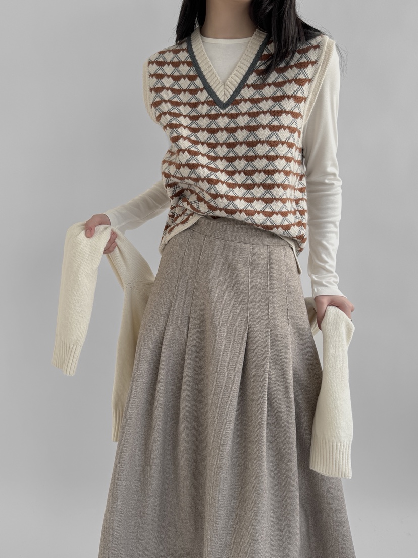 YIKHO STYLE韓國代購㊣女裝新款推薦時尚職業人氣吊帶背心YIKHO STYLE吊帶/背心