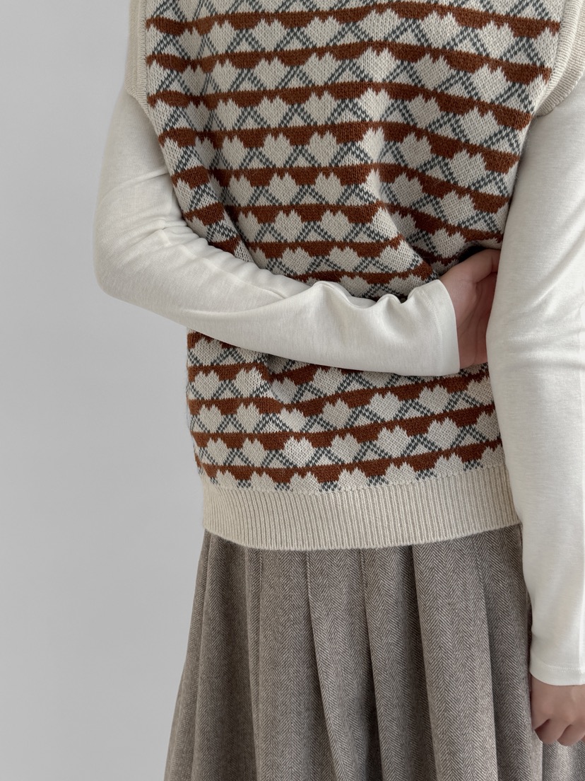 YIKHO STYLE韓國代購㊣女裝新款推薦時尚職業人氣吊帶背心YIKHO STYLE吊帶/背心