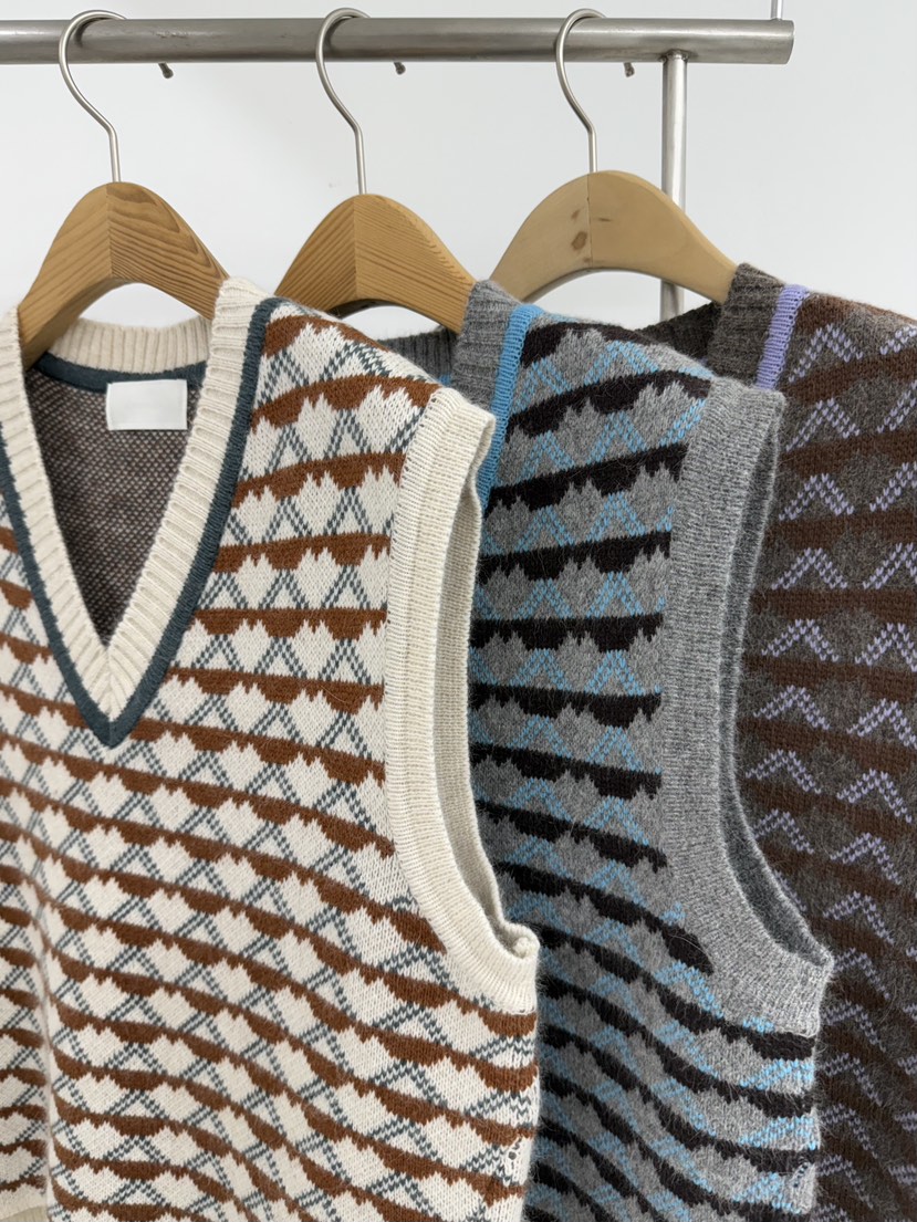 YIKHO STYLE韓國代購㊣女裝新款推薦時尚職業人氣吊帶背心YIKHO STYLE吊帶/背心