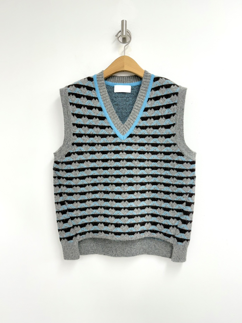 YIKHO STYLE韓國代購㊣女裝新款推薦時尚職業人氣吊帶背心YIKHO STYLE吊帶/背心圖色1