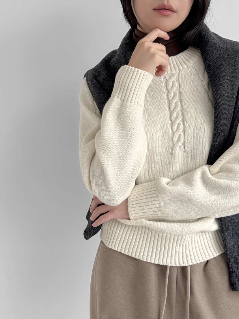 YIKHO STYLE東大門㊣實拍女士新品熱賣時尚真品人氣休閑毛衣YIKHO STYLE毛衣