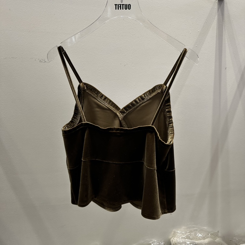 OUTFIT東大門㊣直郵女裝新品人氣25秋冬真品熱賣休閑吊帶背心OUTFIT吊帶/背心