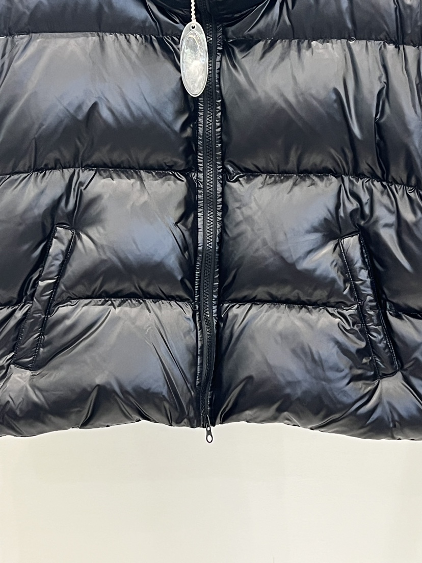 POUCH韓國直郵㊣女裝新品職業休閑推薦短款羽絨服可拆卸鵝絨POUCH短款羽絨服