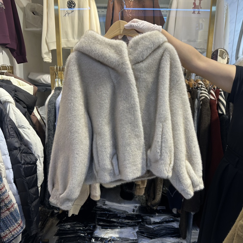 COCO HOLIC東大門㊣代購女士新款真品休閑短款大衣貂皮連帽COCO HOLIC短款大衣圖色1