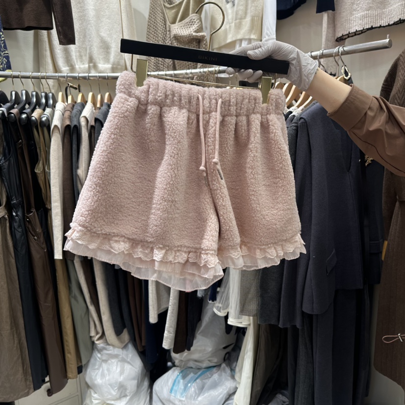 BIKINI東大門㊣代購女裝新品職業時尚熱賣推薦25秋冬短褲蕾絲BIKINI短褲圖色2