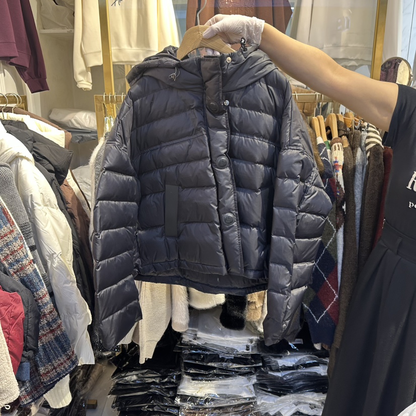 COCO HOLIC東大門㊣實拍女士新款休閑熱賣短款棉服連帽衫絨COCO HOLIC短款棉服圖色2