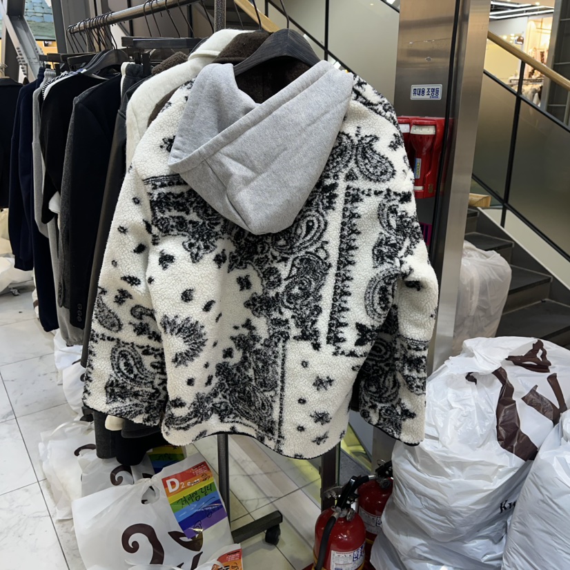 A2/D2韓國代購㊣女裝新品熱賣人氣推薦短款棉服連帽衫抓絨A2/D2短款棉服