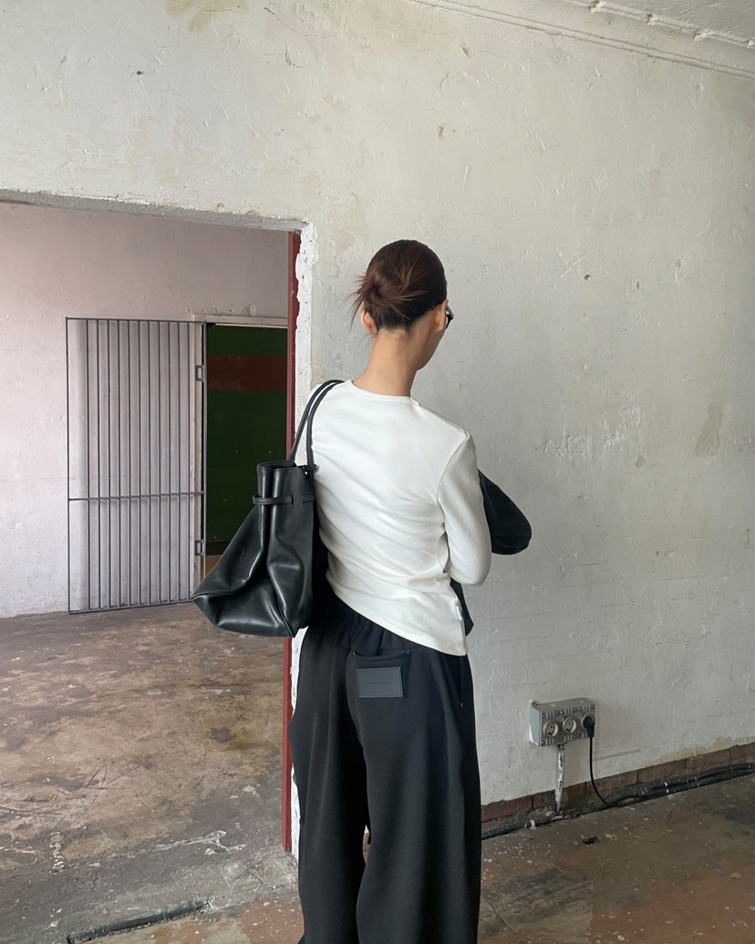 A2/D2東大門㊣代購女裝新款25秋冬推薦人氣休閑真品長袖T恤A2/D2長袖T恤