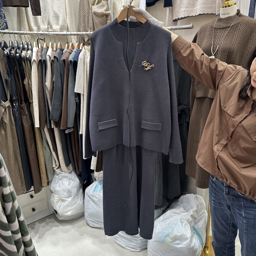 BIKINI東大門㊣直郵女裝新品真品25秋冬休閑套裝含腰帶套裝BIKINI套裝圖色2