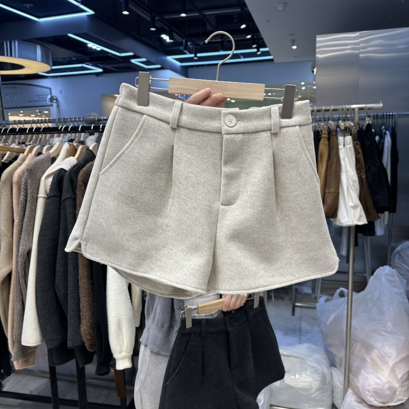 HOT PLACE韓國直郵㊣女士新品推薦職業時尚25秋冬短褲羊毛HOT PLACE_ISSUE/DREAM GIRIS短褲圖色1