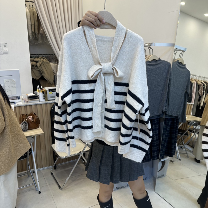 FUNNY POWDER東大門㊣實拍女士新款真品休閑毛衣含圍巾開衫THE FUNNY毛衣圖色3黑白條紋